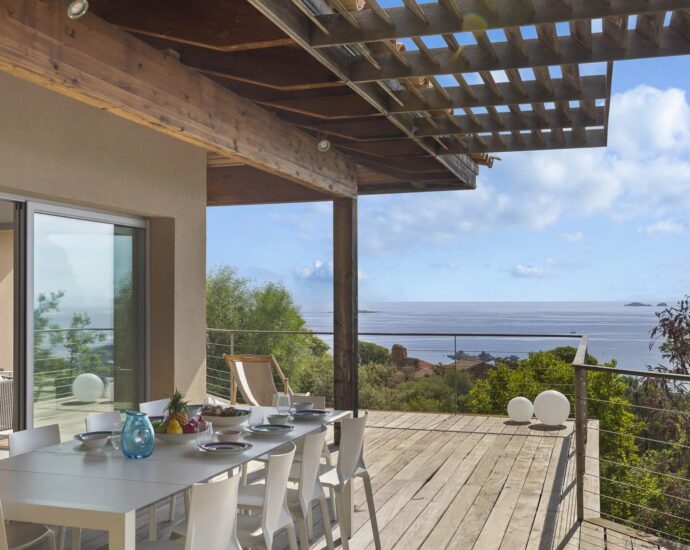 Porto-Vecchio, Palombaggia, Villa vue mer panoramique, 6 chambres, plage à pied
