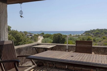 Porto-Vecchio, Palombaggia, Ensemble de deux villas à rénover, vue mer, plage à pied