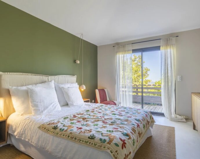 Porto-Vecchio, 3 villas, 7 chambres, piscine, vue mer et montagnes, proche plage