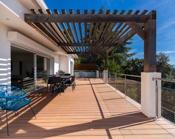 Ajaccio, Alata, Villa contemporaine avec vue mer panoramique, 5 chambres, piscine, proche Ajaccio