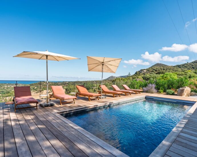 Aregno, proche L&rsquo;Ile Rousse, Villa 3 chambres, piscine, vue panoramique, proche plage