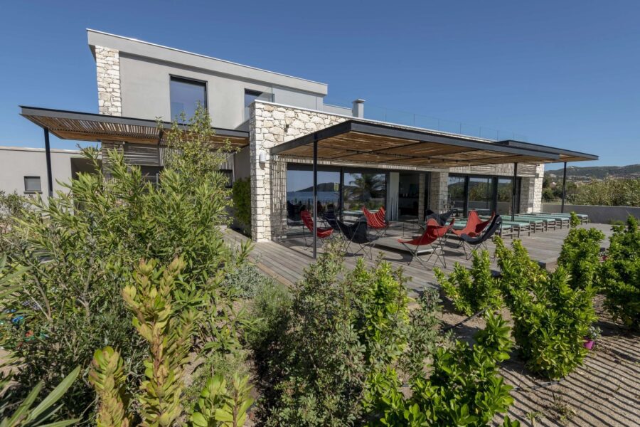 Porto Vecchio, Saint Cyprien, villa 5 chambres, pied dans l&rsquo;eau