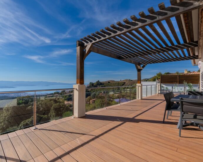 Ajaccio, Alata, Villa contemporaine avec vue mer panoramique, 5 chambres, piscine, proche Ajaccio