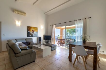 Corbara, Marine de Davia, villa 4 chambres, piscine, vue mer panoramique, plage à pied