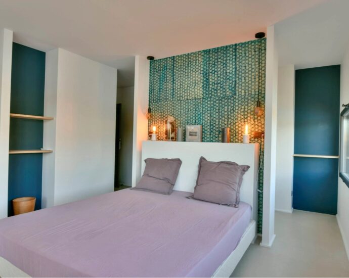 Porto Vecchio, Saint Cyprien, villa 5 chambres, pied dans l&rsquo;eau
