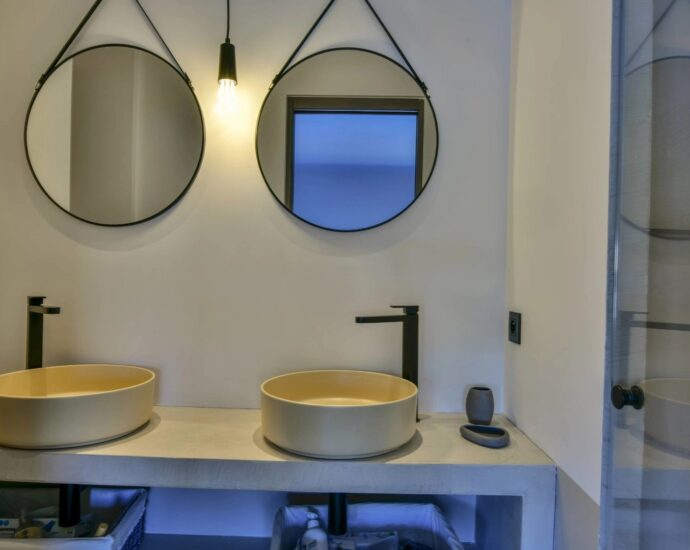 Porto Vecchio, Saint Cyprien, villa 5 chambres, pied dans l&rsquo;eau
