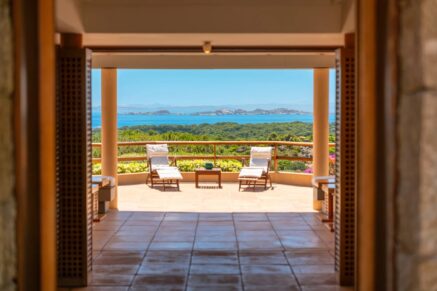 Bonifacio, Domaine privé Sperone ,Villa vue mer panoramique, 6 chambres, piscine, plage à pied