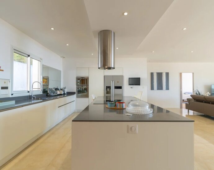 Ajaccio, Alata, Villa contemporaine avec vue mer panoramique, 5 chambres, piscine, proche Ajaccio