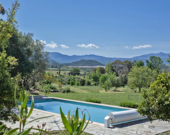 Saint-Florent, Propriété de 2 villas, Brietta RL360