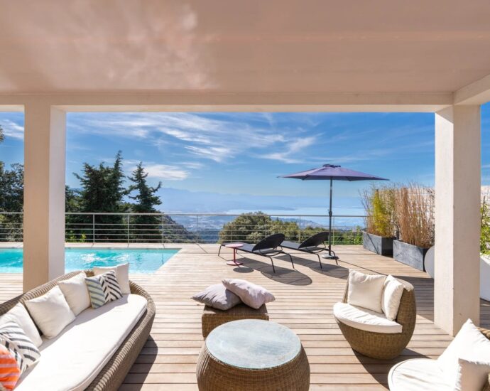Ajaccio, Alata, Villa contemporaine avec vue mer panoramique, 5 chambres, piscine, proche Ajaccio