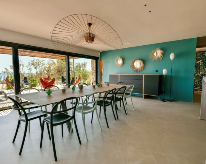 Porto Vecchio, Saint Cyprien, villa 5 chambres, pied dans l&rsquo;eau