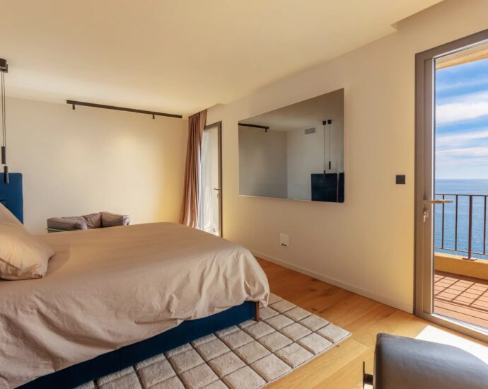 Erbalunga, Contemporary Villa, Panoramic Sea Views, 3 Bedrooms, Study, Pool, Near the Beach and Bastia