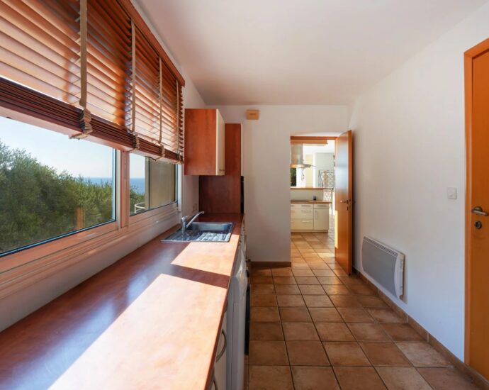 Cap Corse, San-Martino-di-Lota, Villa vue mer panoramique, 3 chambres, studio indépendant, proche plage